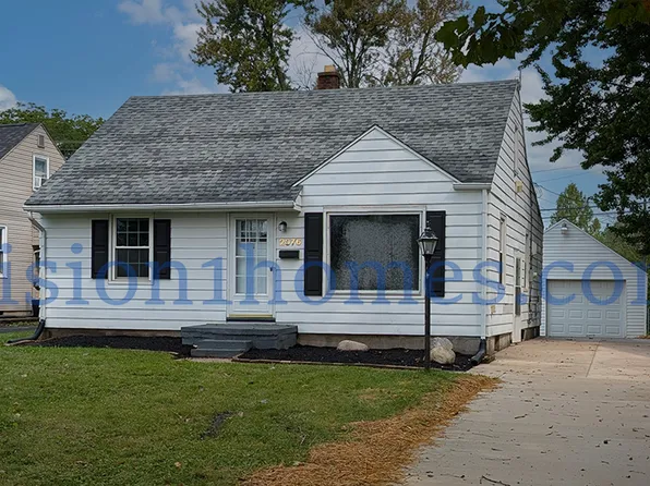 2076 W Wayne St, Lima, OH 45805