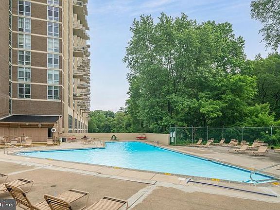 4th image of 3600 Conshohocken Ave APT 1605