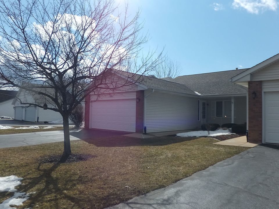 1st image of 6305 Oak Crest Ln #39