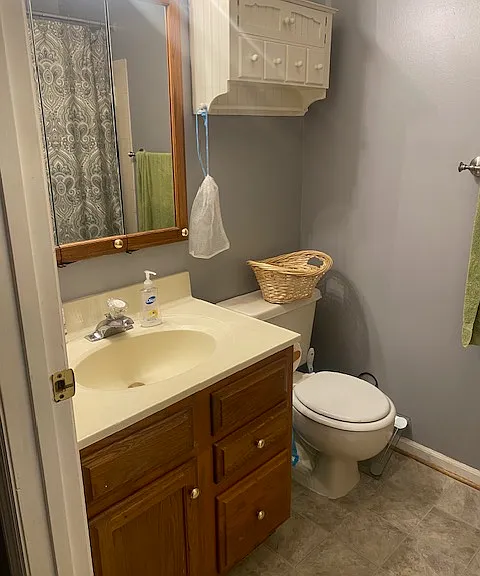 901 Swallow Crest Ct #G — Photo 4