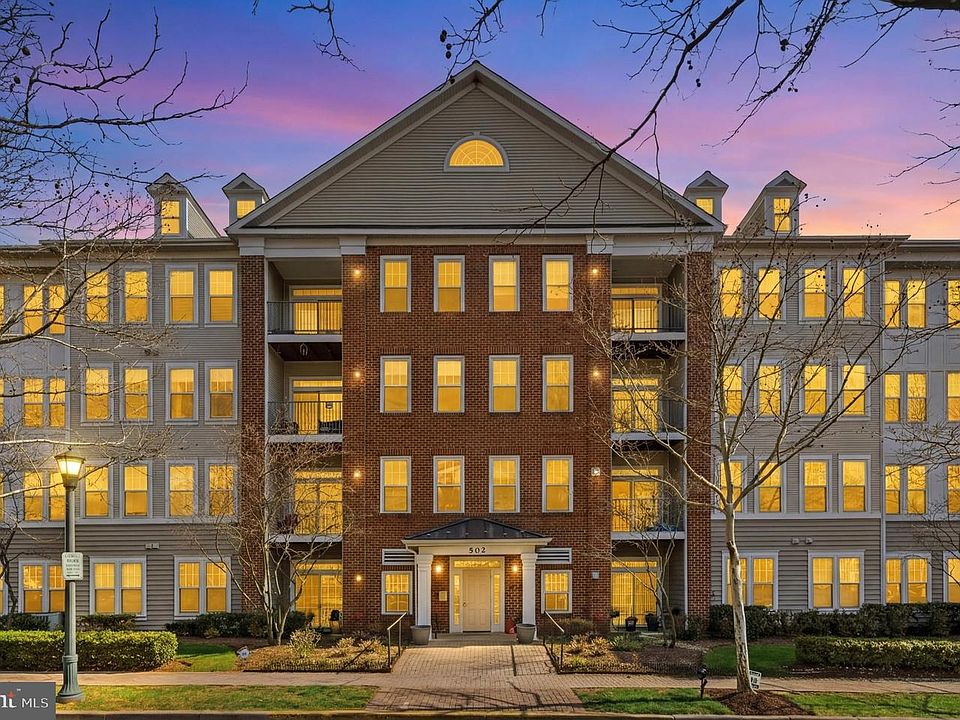 1st image of 502 King Farm Blvd APT 207