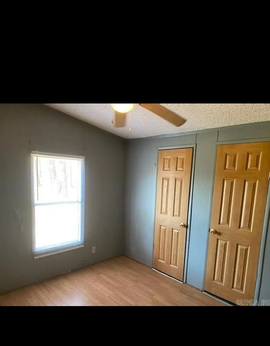 4 bed, 1848 sqft, $1,000 — Photo 1