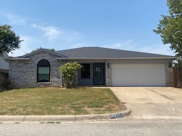 4850 Flat Creek Dr, Fort Worth, TX 76179