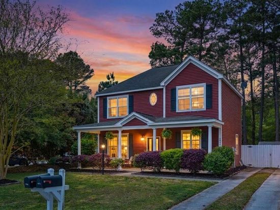 8945 Planters Row Ln, Summerville, SC 29485