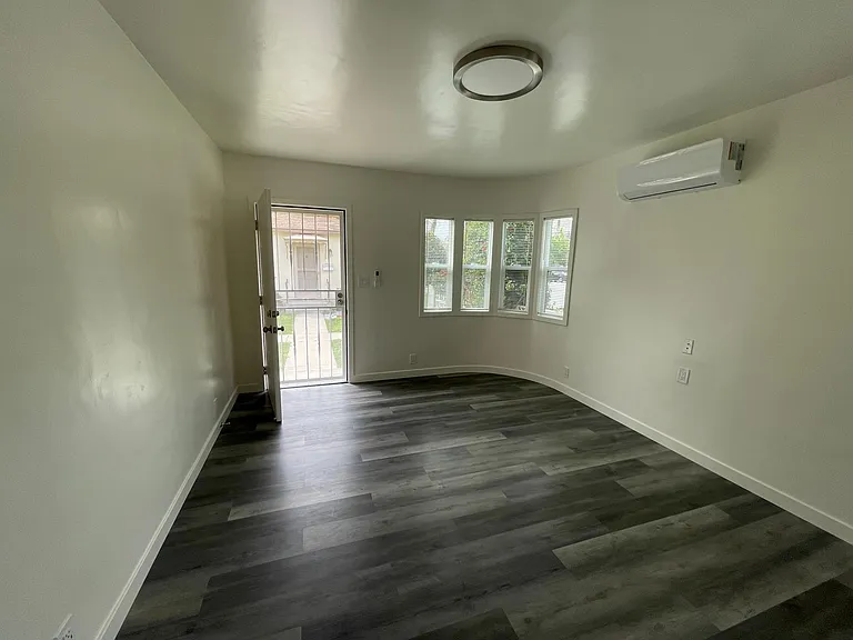 344 W Alameda Ave #342 — Photo 6