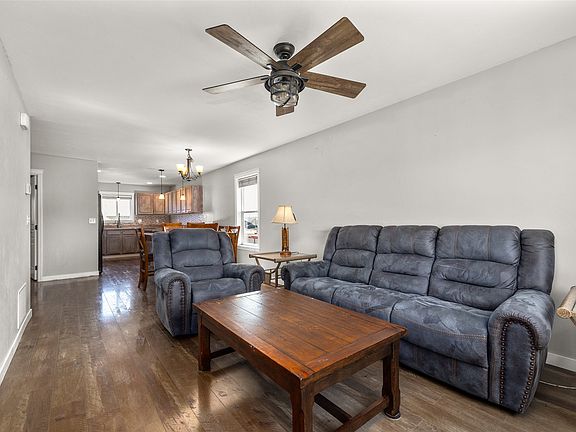2nd image of 111 Looking Glass Ave