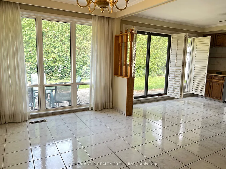 8 Hartsdale Dr — Photo 6