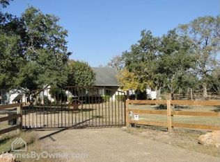 8524 Rolling Acres Trl, Fair Oaks Ranch, TX 78015