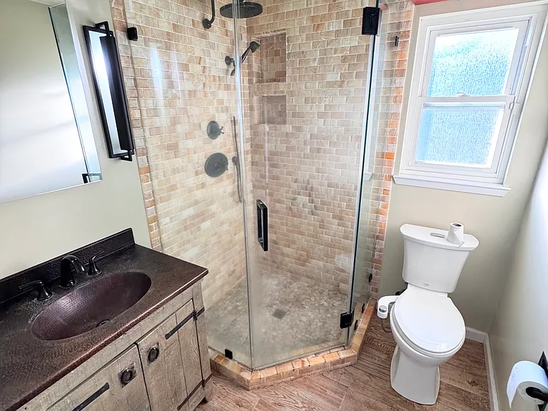 3600 Ardmore Rd — Photo 6