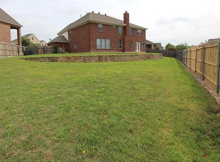 3500 Delaney Dr — Photo 32