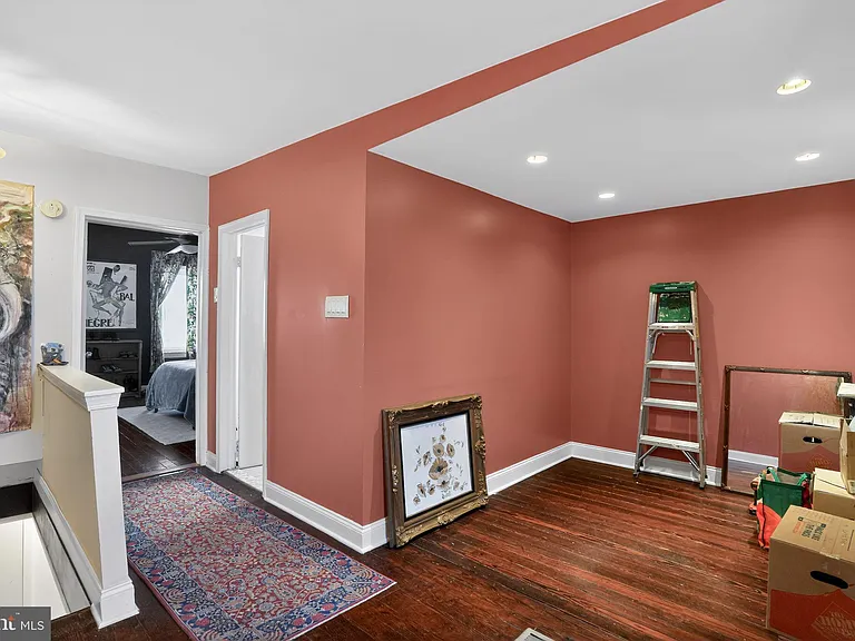 2623 Emerald St — Photo 21