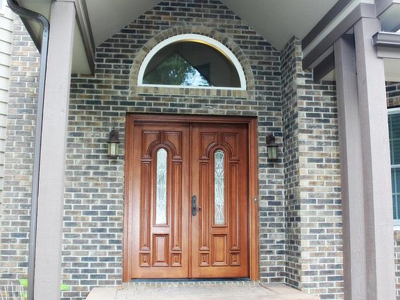 5th image of 2601 Augusta Dr