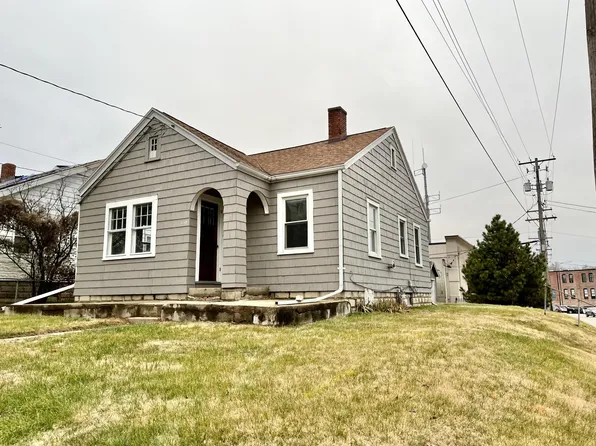 1319 E Lake Ave, Peoria Heights, IL 61616