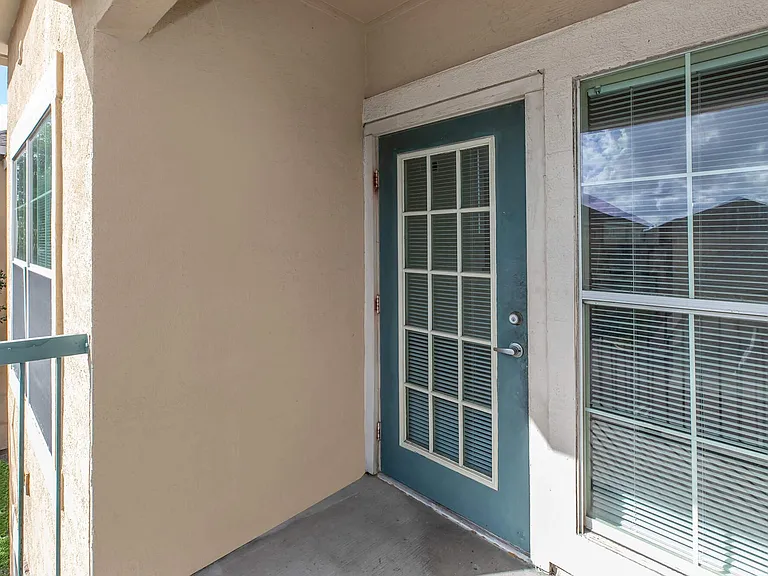 10342 River Run Blvd — Photo 24