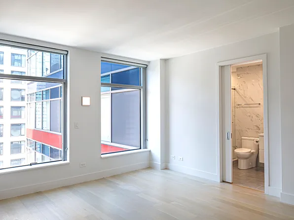 250 East 54th Street image 10 of 26