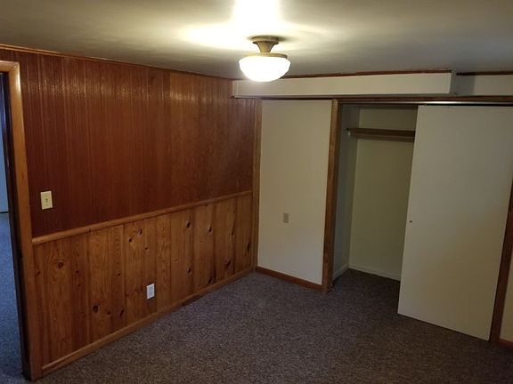 5th image of 844 1/2 Parkhill Dr