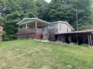 70910 Zavislak Dr, Martins Ferry, OH 43935