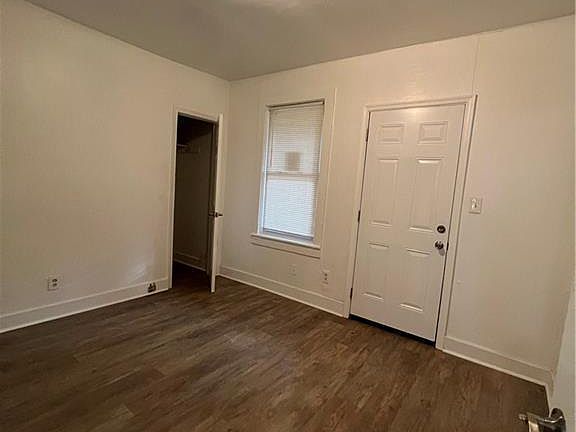5th image of 731 W 38th St APT 1