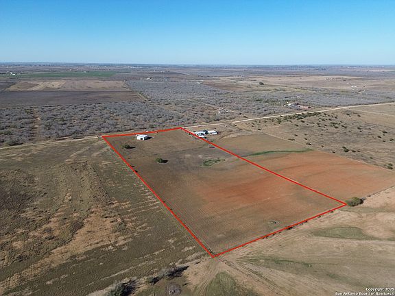 2nd image of 737 Joy Ln LOT 6B