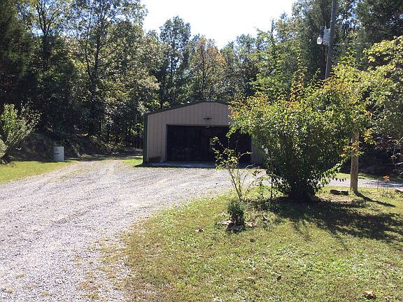 2nd image of 21831 Evergreen Dr