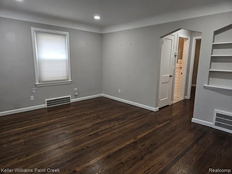 1489 West Blvd — Photo 7