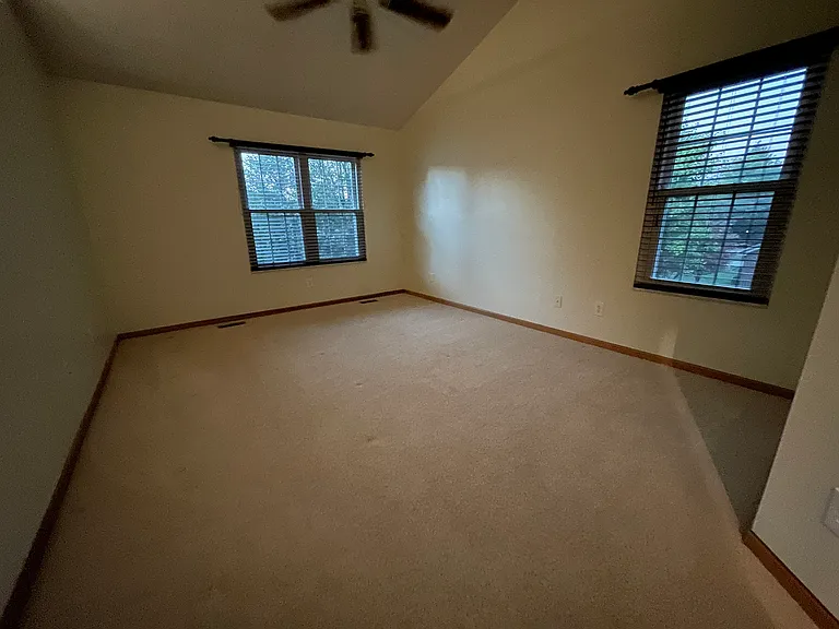 6041 Holywell Dr — Photo 11