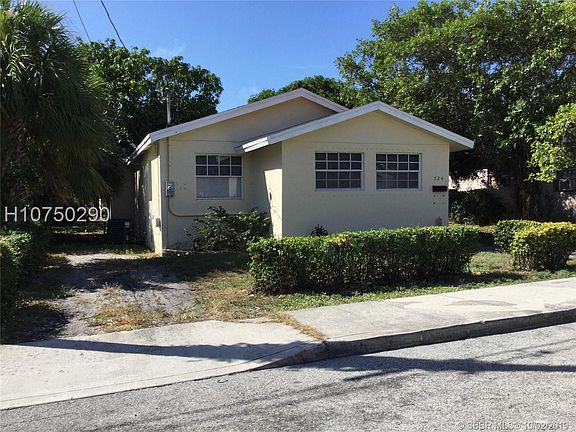3rd image of 724 20th St