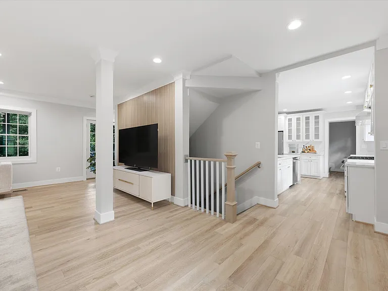 3517 Rodman St NW — Photo 6