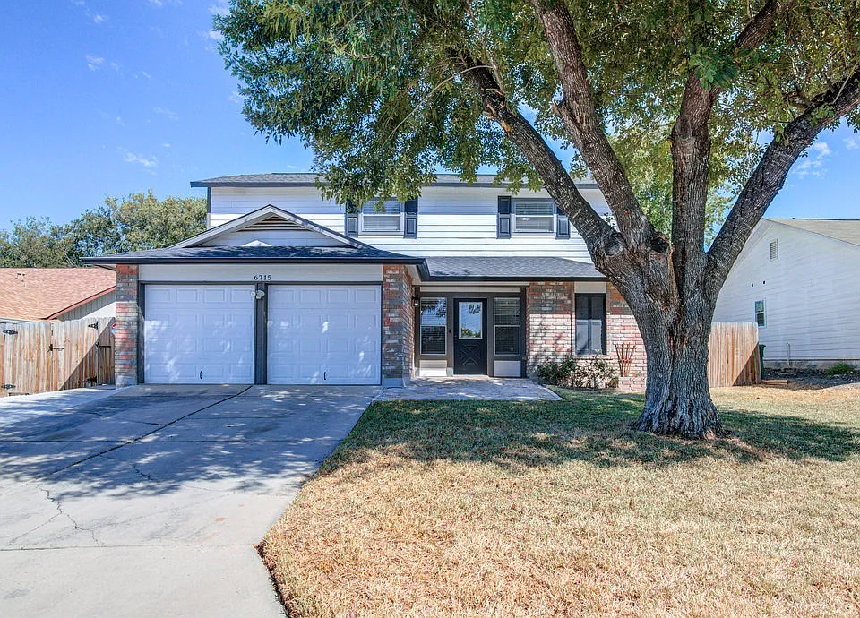 6715 Raintree Frst