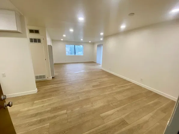 204 Street, 1652 W 204th St APT 2, Torrance, CA 90501