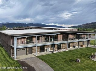 19 Diamandis Dr, Alpine, WY 83128