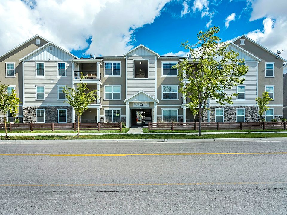 1st image of 59 W Seasons Dr