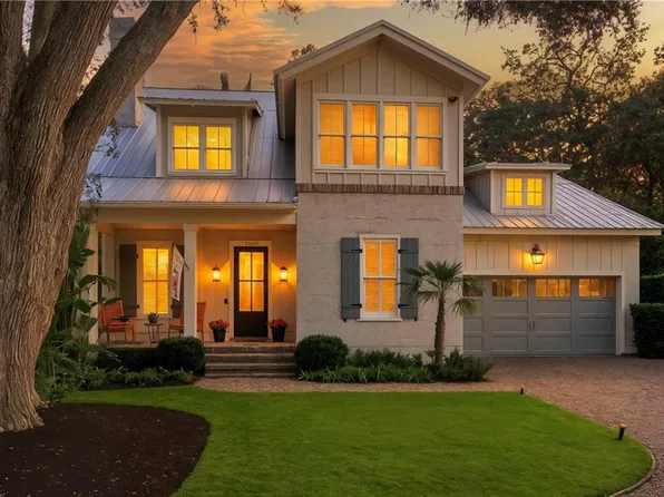 1060 Village Oaks Ln, Saint Simons Island, GA 31522