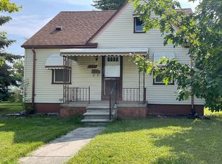 21854 Lambrecht Ave, Eastpointe, MI 48021