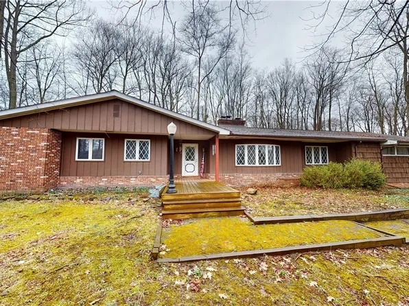 691 Circlewood Dr, Aurora, OH 44202