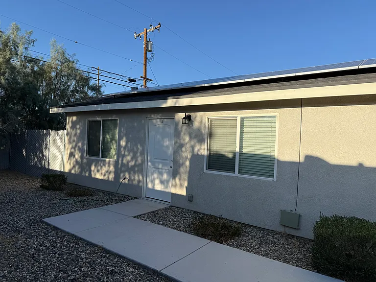 206 W Robertson Rd #A — Photo 2
