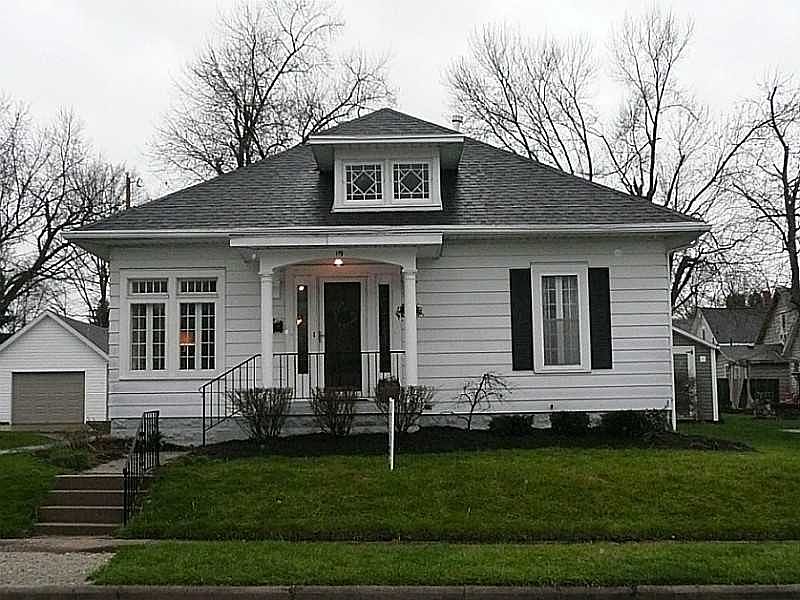 1st image of 119 N 7th St