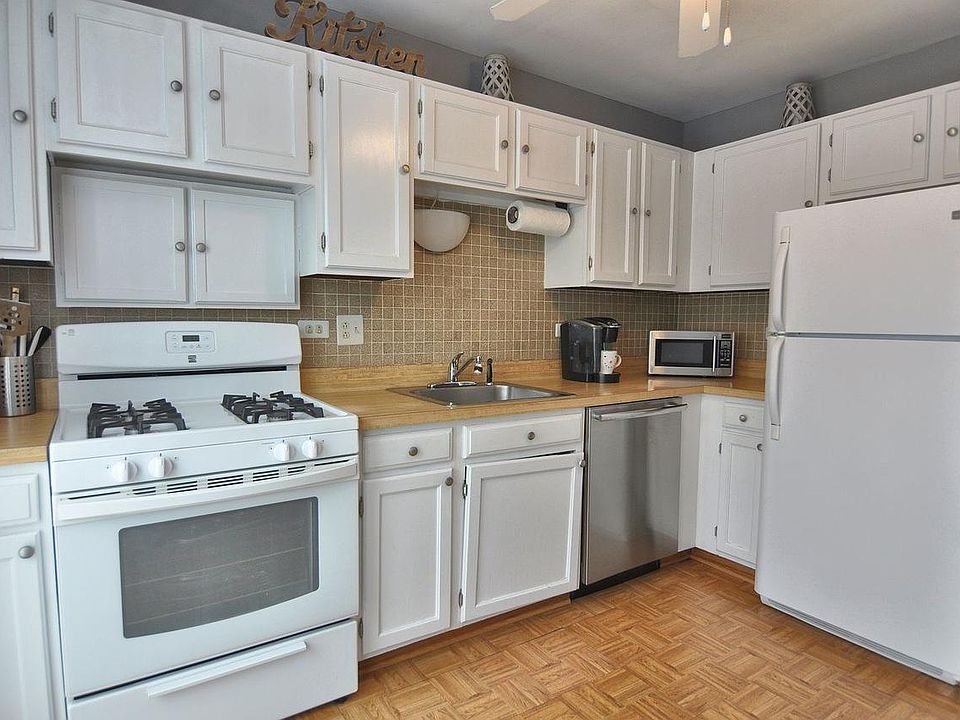 1st image of 228 Nantucket Hbr