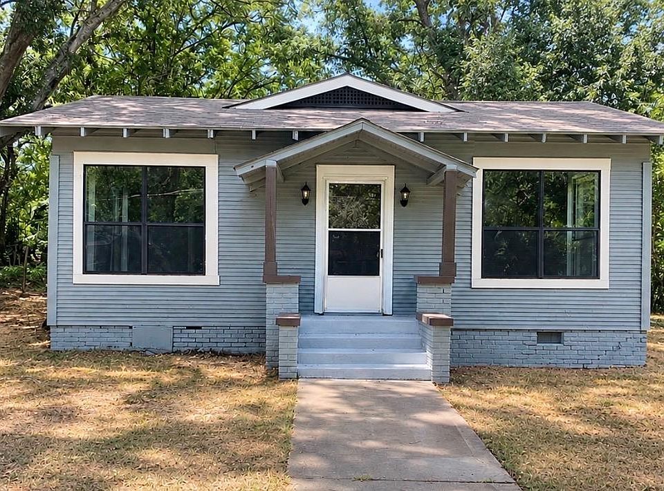 1st image of 977 Lyons Ln