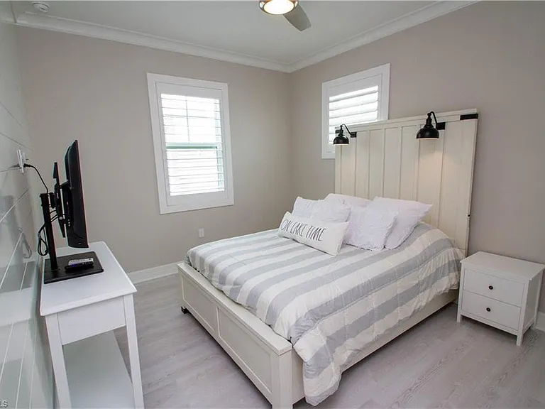 251 Indies Dr E #202 — Photo 15