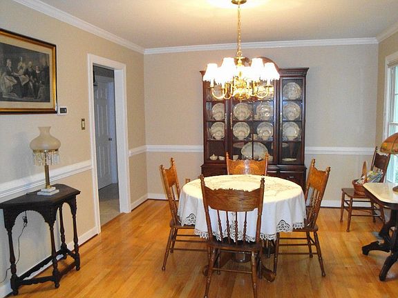 4th image of 105 Norwood Creek Ct