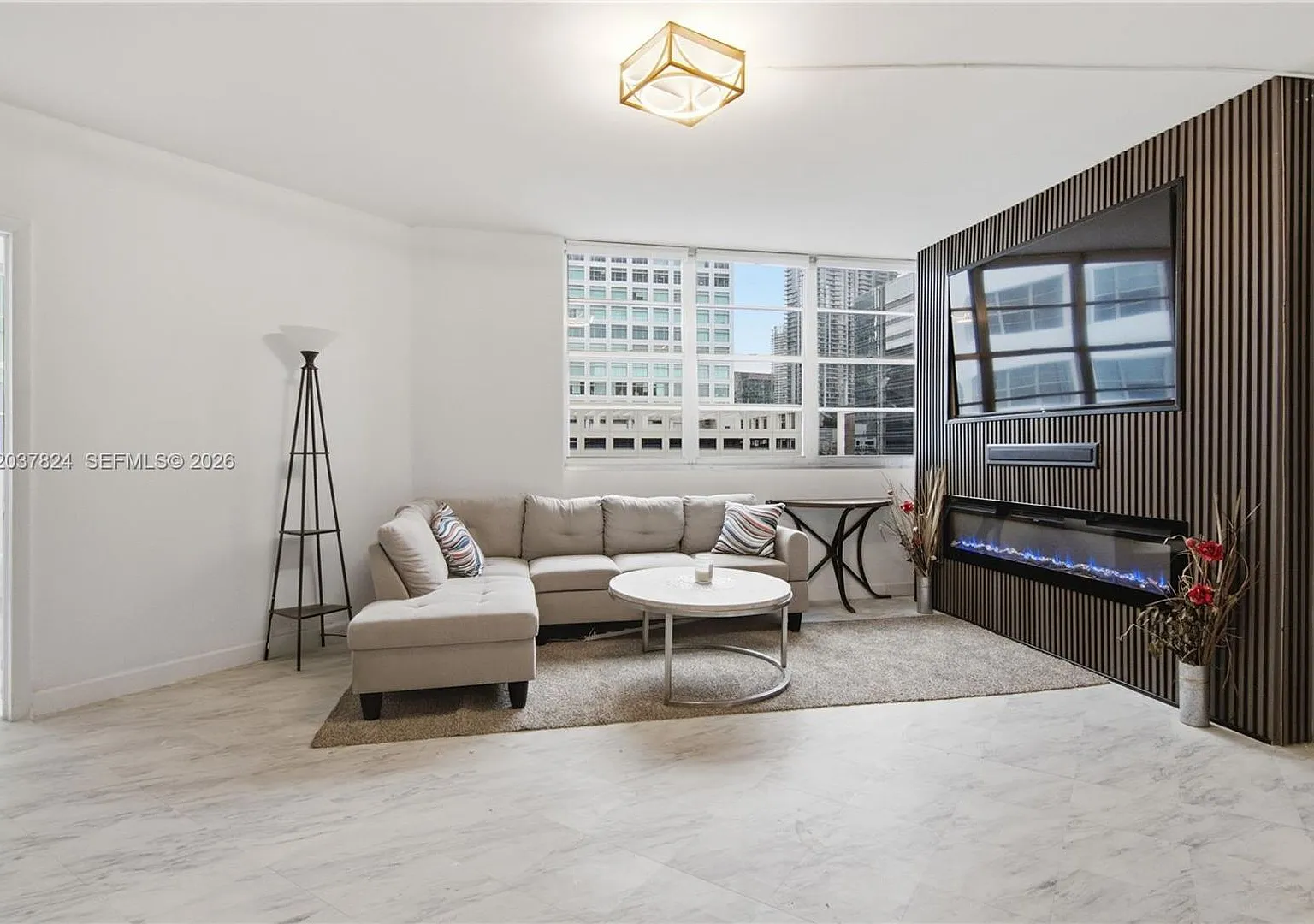 801 Brickell Bay Drive 764, Miami, FL 33131 - 2937 — Photo 4