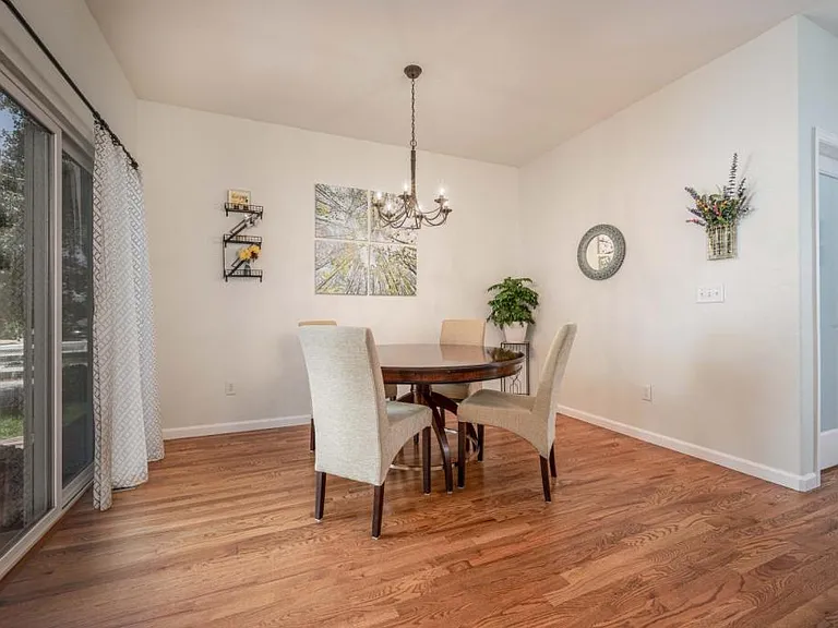 4220 Ravenna Pl — Photo 11