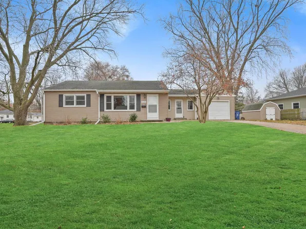 1658 Glenny Ave, Waterloo, IA 50702