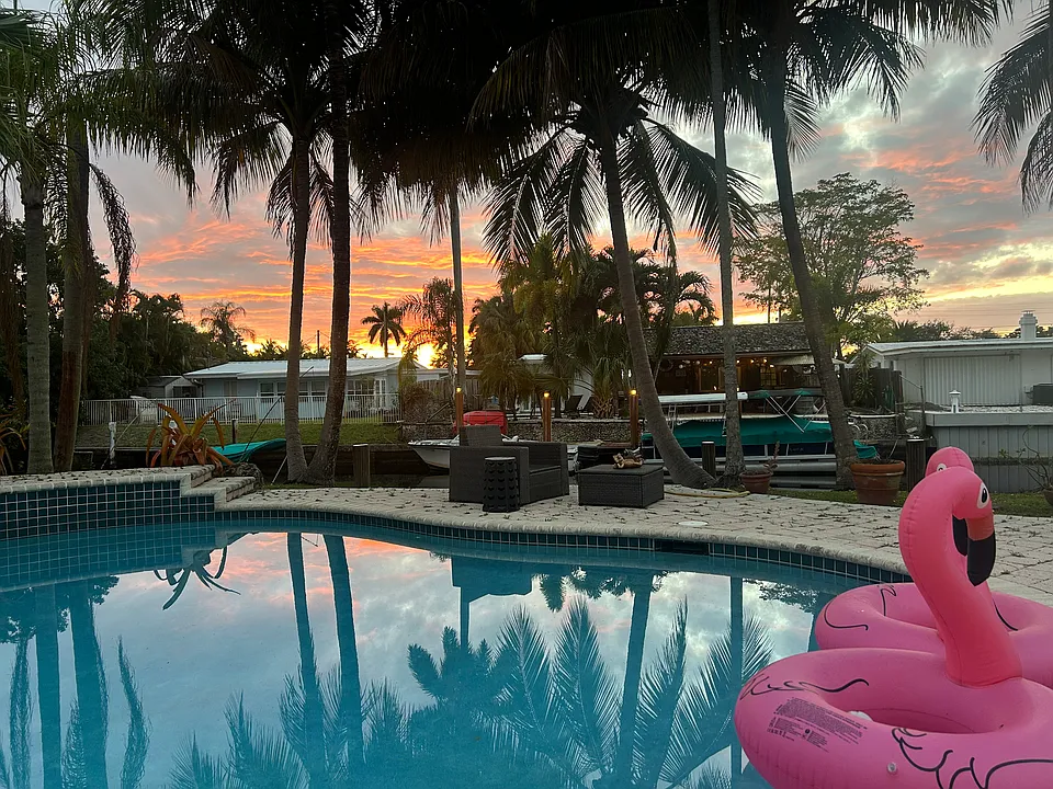 Gulfstream Ln