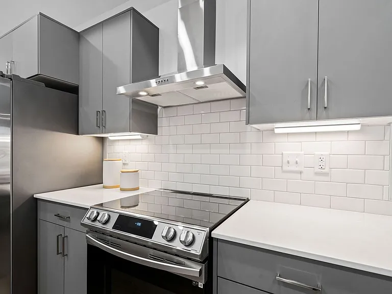 NorthWest TownHomes — Photo 10