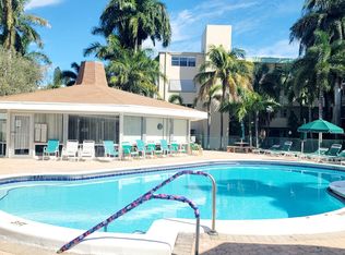 1333 E Hallandale Beach Blvd APT 121, Hallandale, FL 33009