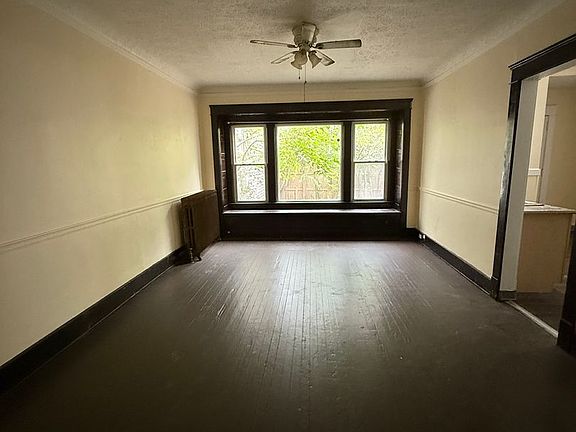 2nd image of 1519-1525 Clark Ave #1521