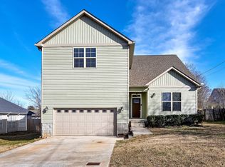 306 Pine Ridge Ln, La Vergne, TN 37086