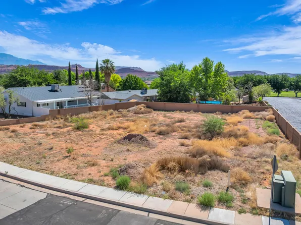 Desert Dawn Dr, Santa Clara, UT 84765